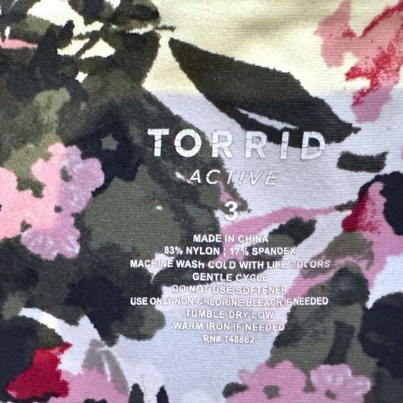 Torrid Ditsy Floral Performance Core Crop Active Legging Size 3 3XL - Picture 7 of 12
